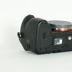 SONY α7 IV(ILCE-7M4) SONY α7 IV(ILCE-7M4)