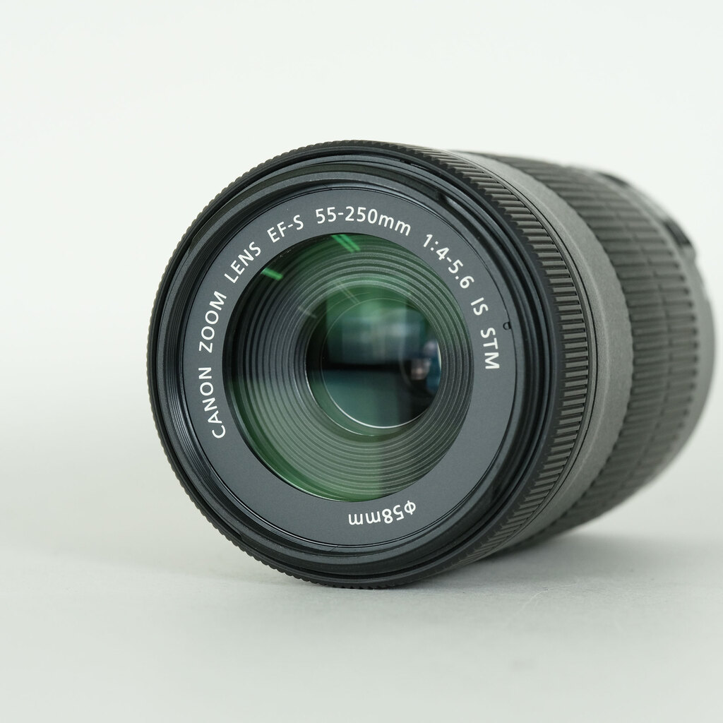 Canon EF-S55-250mm F4-5.6 IS STM