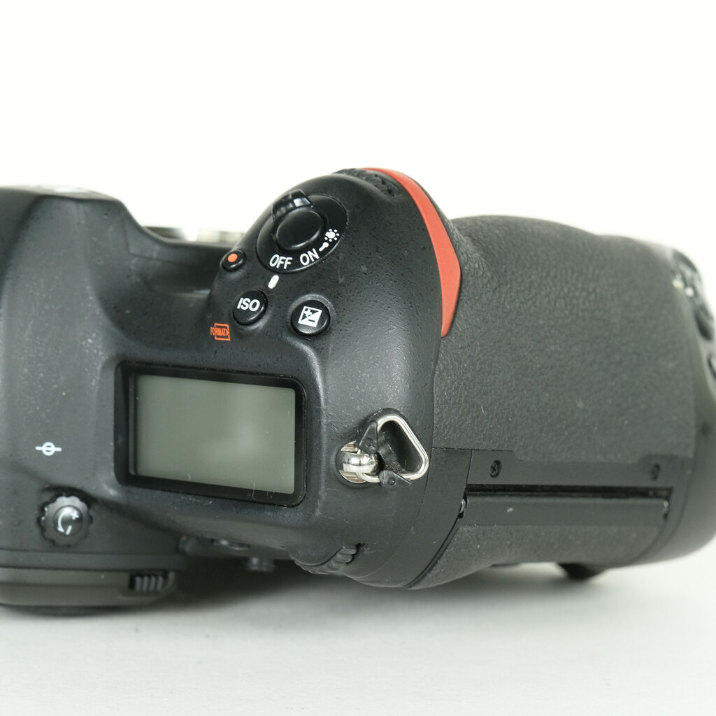 Nikon D5