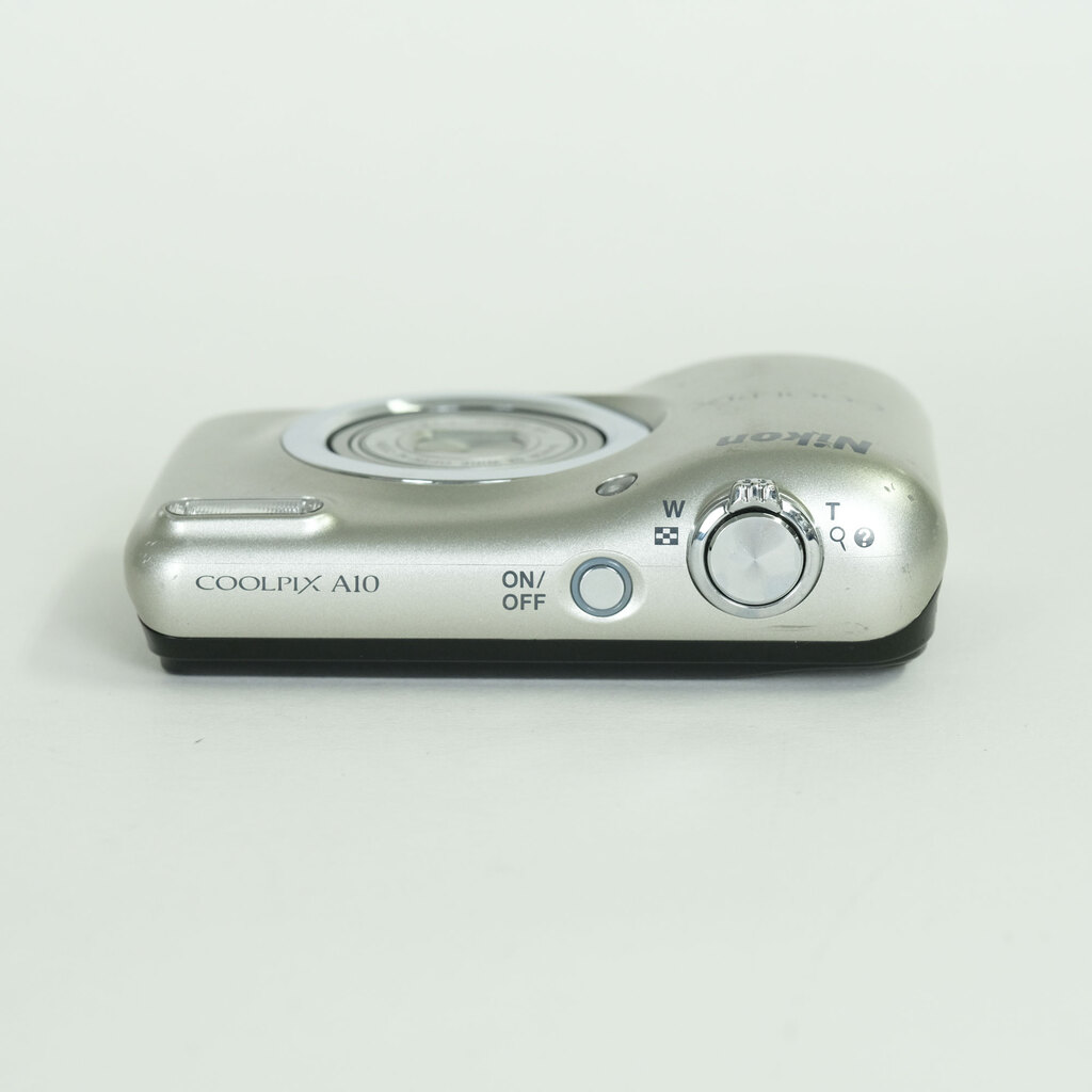 Nikon COOLPIX A10 シルバー