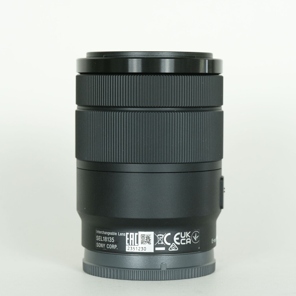 SONY E 18-135mm F3.5-5.6 OSS SEL18135 SONY E 18-135mm F3.5-5.6 OSS SEL18135