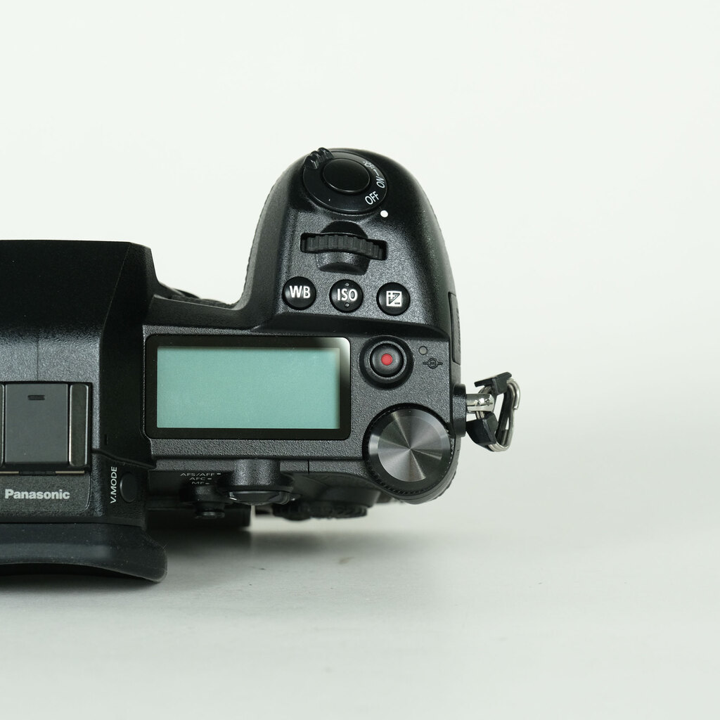 Panasonic LUMIX DC-G9 PROの出品 | ONE SCENE（ワンシーン）