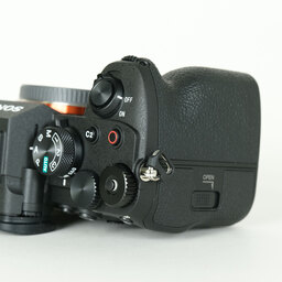 SONY α7 IV(ILCE-7M4) SONY α7 IV(ILCE-7M4)