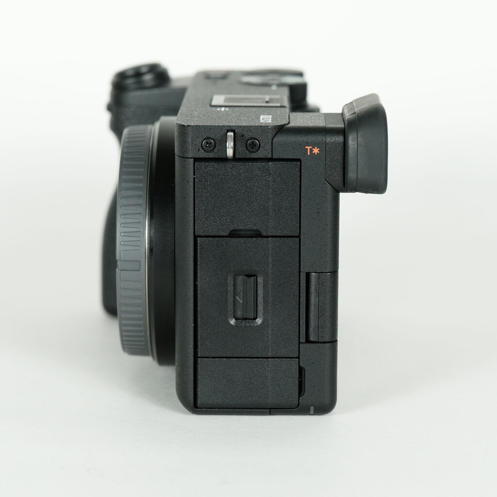 SONY α6700（ILCE-6700）