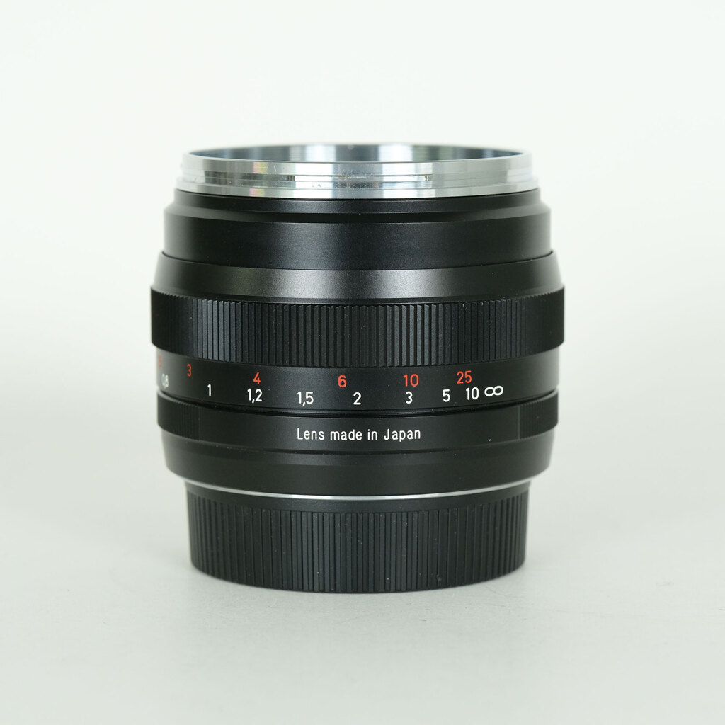 Carl Zeiss Planar T* 50mm F1.4 ZE [キヤノンEF用]