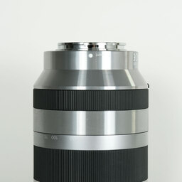 SONY E18-200mm F3.5-6.3 OSS SEL18200