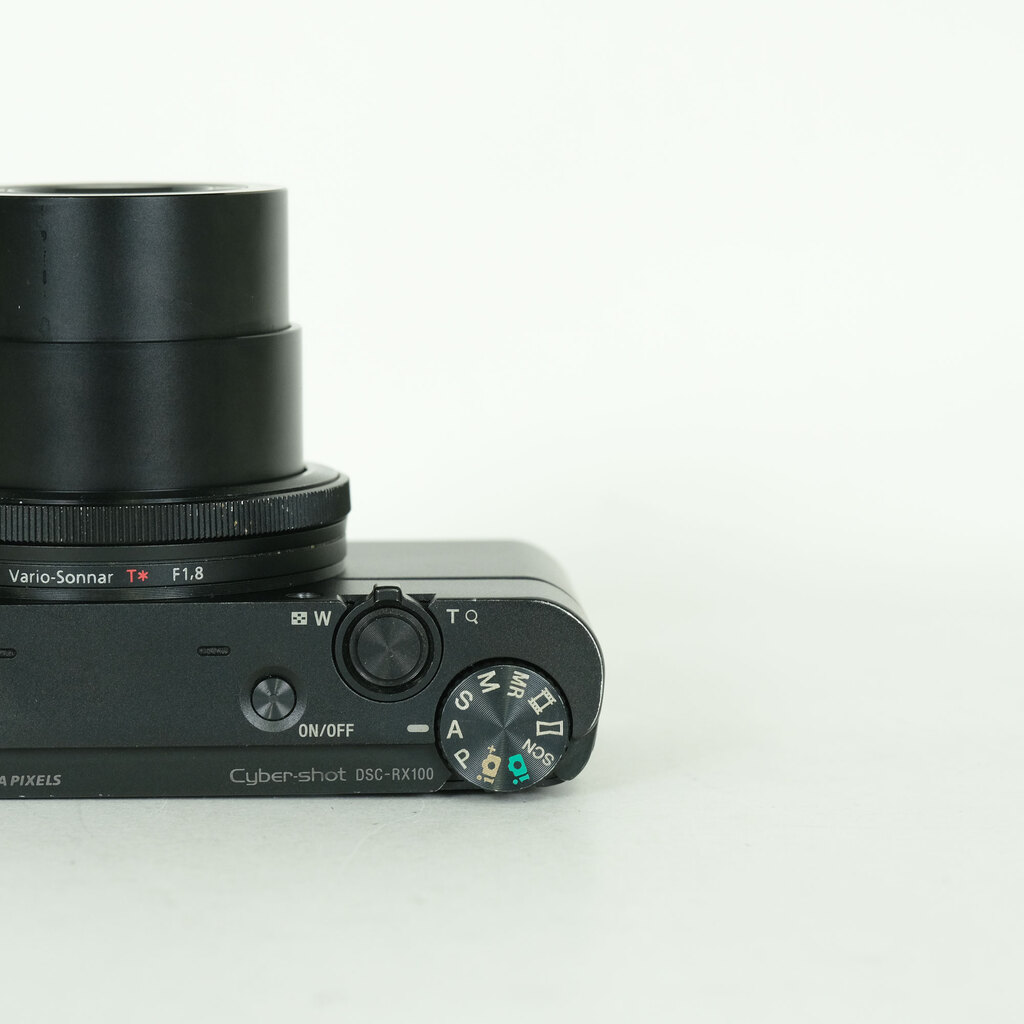 SONY Cyber-shot DSC-RX100