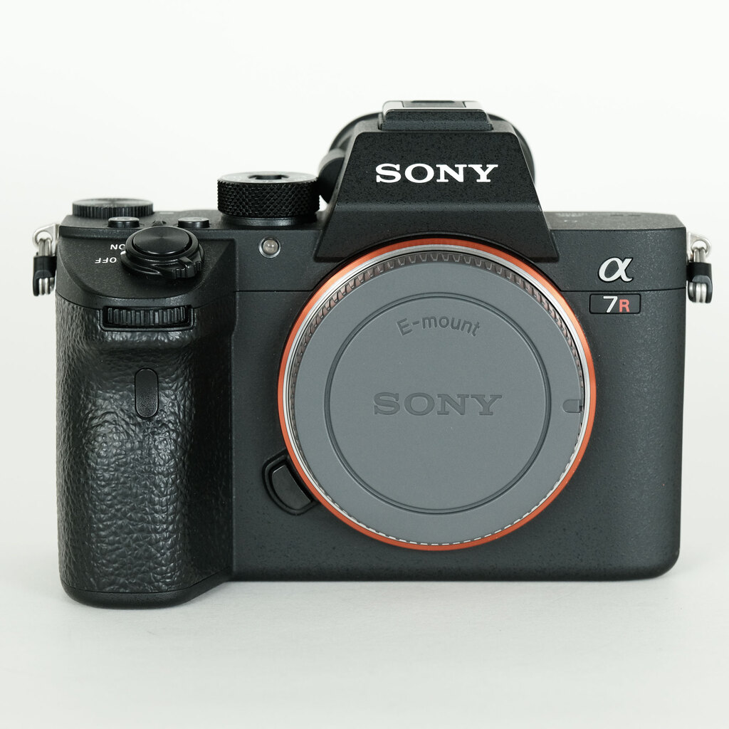SONY α7RIII ボディ ILCE-7RM3A 【後期モデル 液晶下部にSONYロゴなし】 SONY α7RIII ボディ ILCE-7RM3A 【後期モデル 液晶下部にSONYロゴなし】