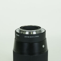 SIGMA 16mm F1.4 DC DN｜Contemporary [ソニーE用]