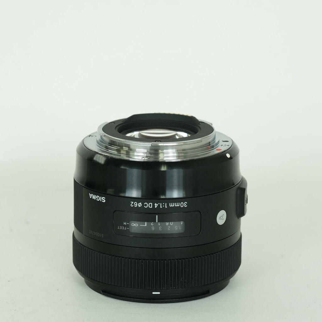 SIGMA 30mm F1.4 DC HSM | Art [キヤノン用]