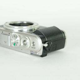 OLYMPUS PEN E-PL9