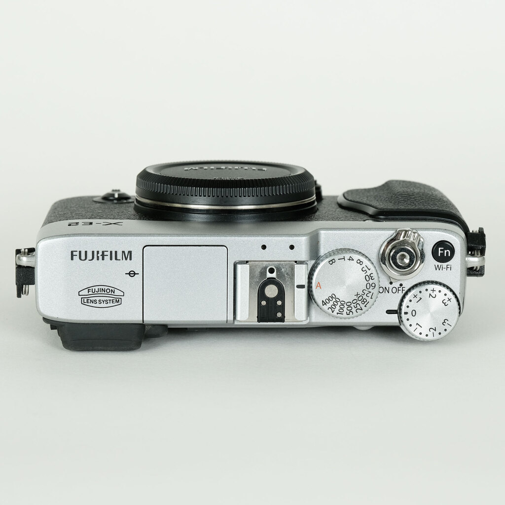 FUJIFILM X-E2