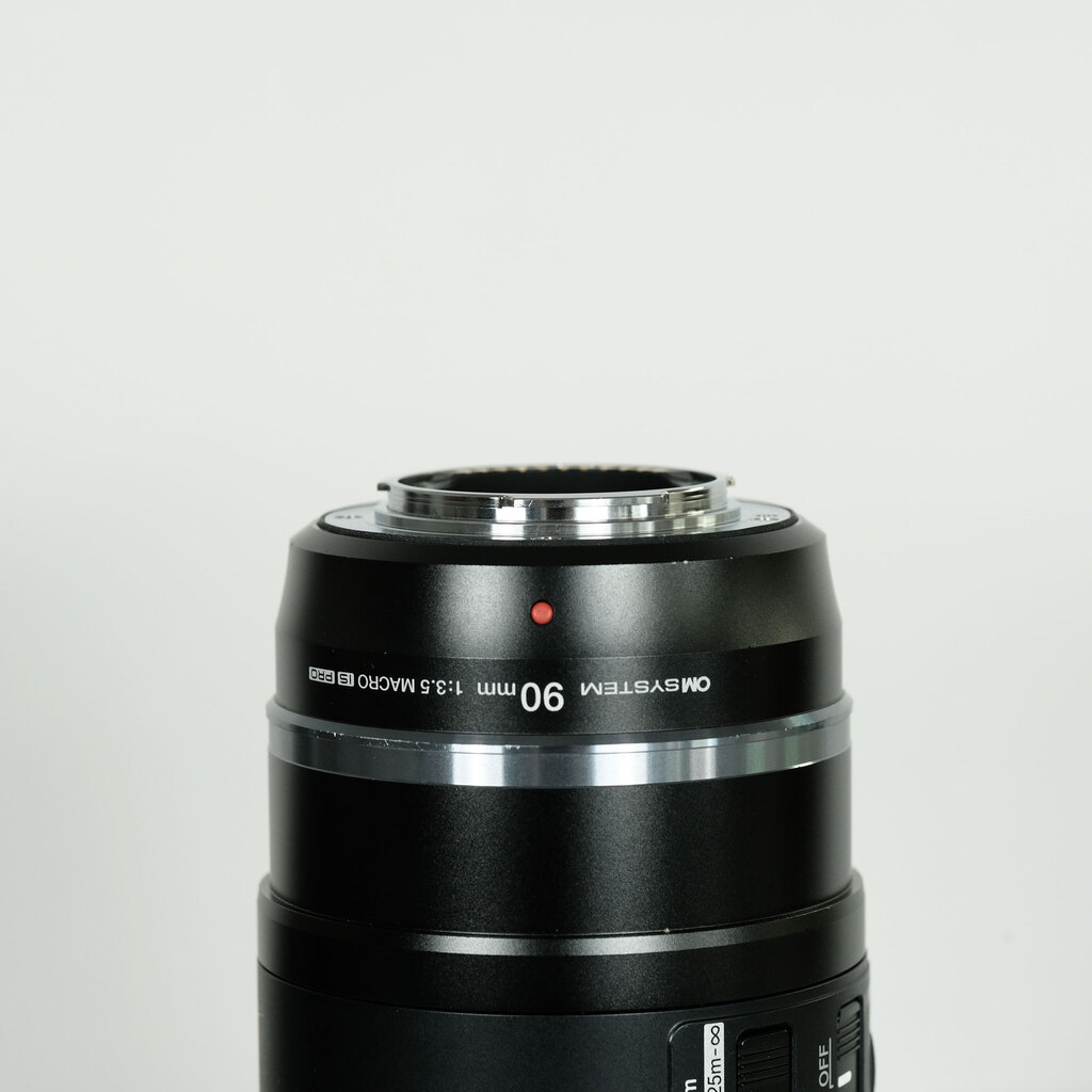 OM SYSTEM M.ZUIKO DIGITAL ED 90mm F3.5 Macro IS PRO