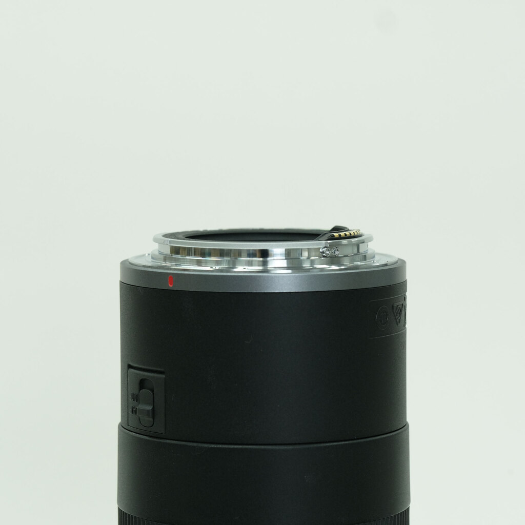 Canon RF75-300mm F4-5.6 Canon RF75-300mm F4-5.6