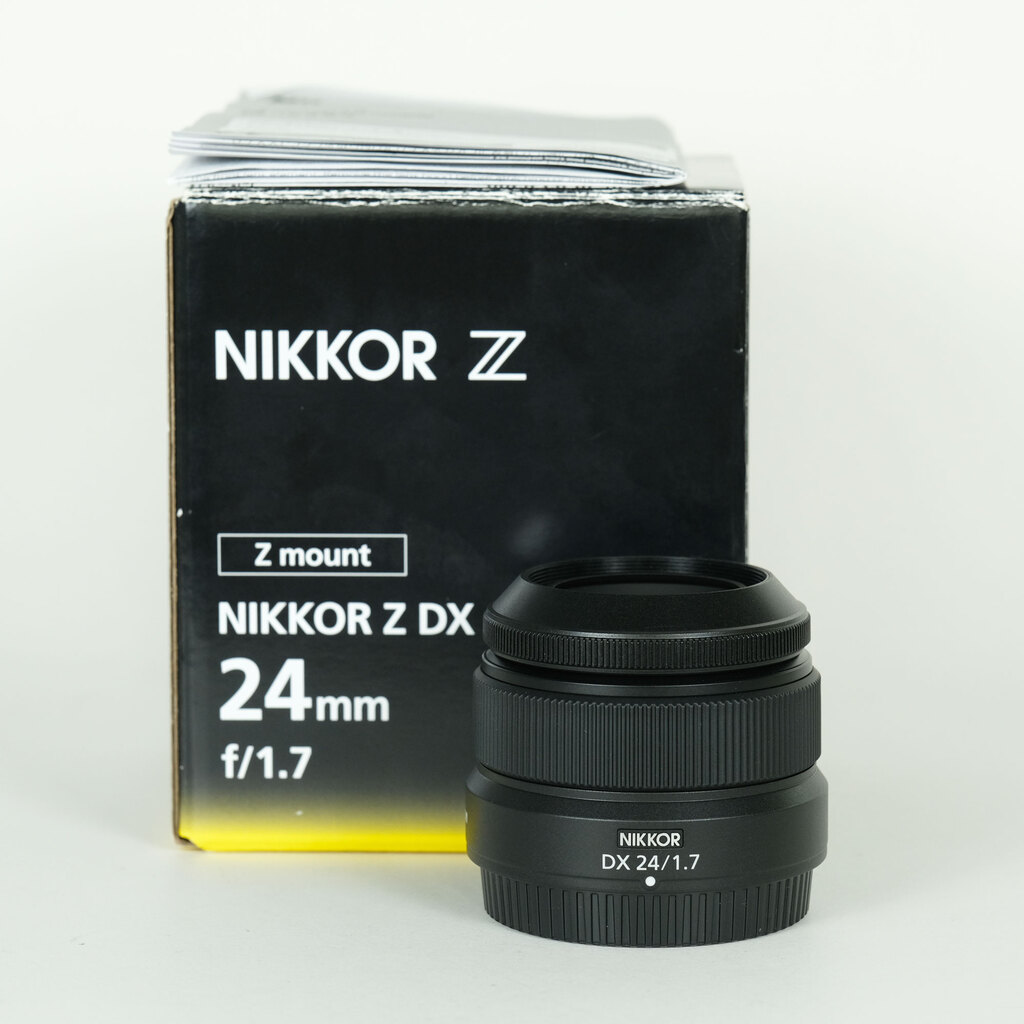 Nikon NIKKOR Z DX 24mm f/1.7 Nikon NIKKOR Z DX 24mm f/1.7