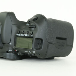 Canon EOS 7D Mark II