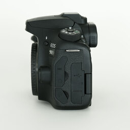 Canon EOS 90D