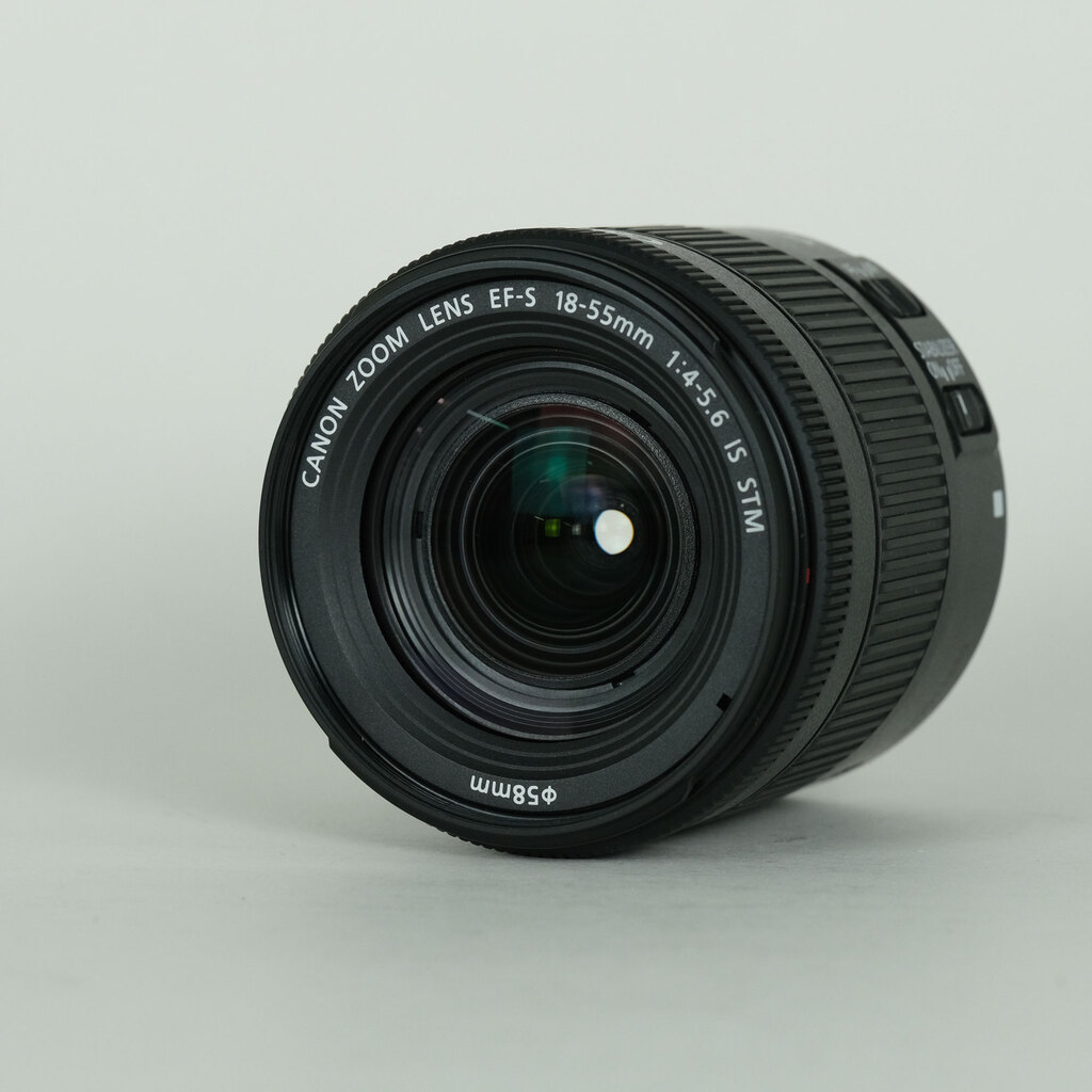 Canon EF-S18-55mm F4-5.6 IS STM