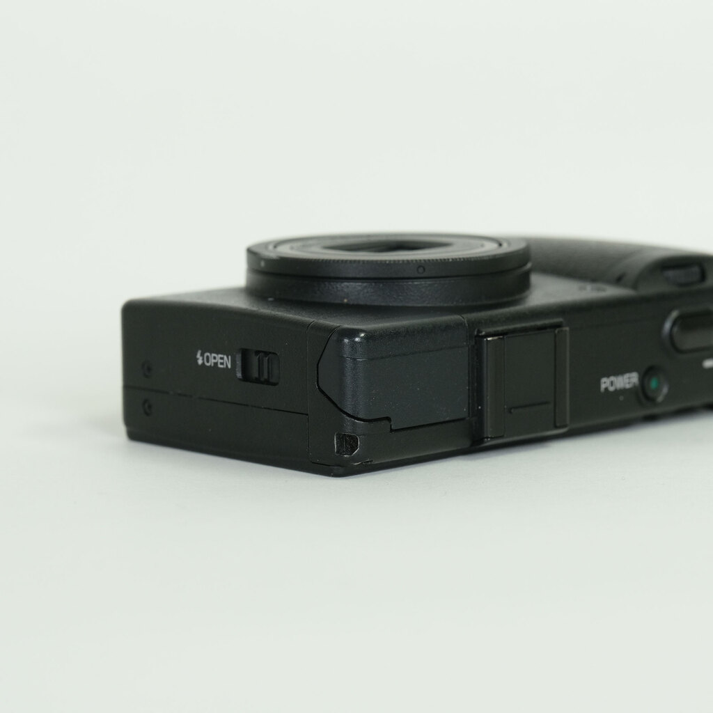 RICOH GR DIGITAL III