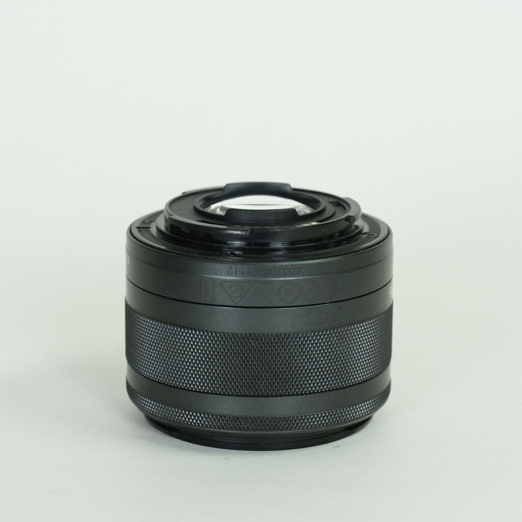 Canon EF-M15-45mm F3.5-6.3 IS STM