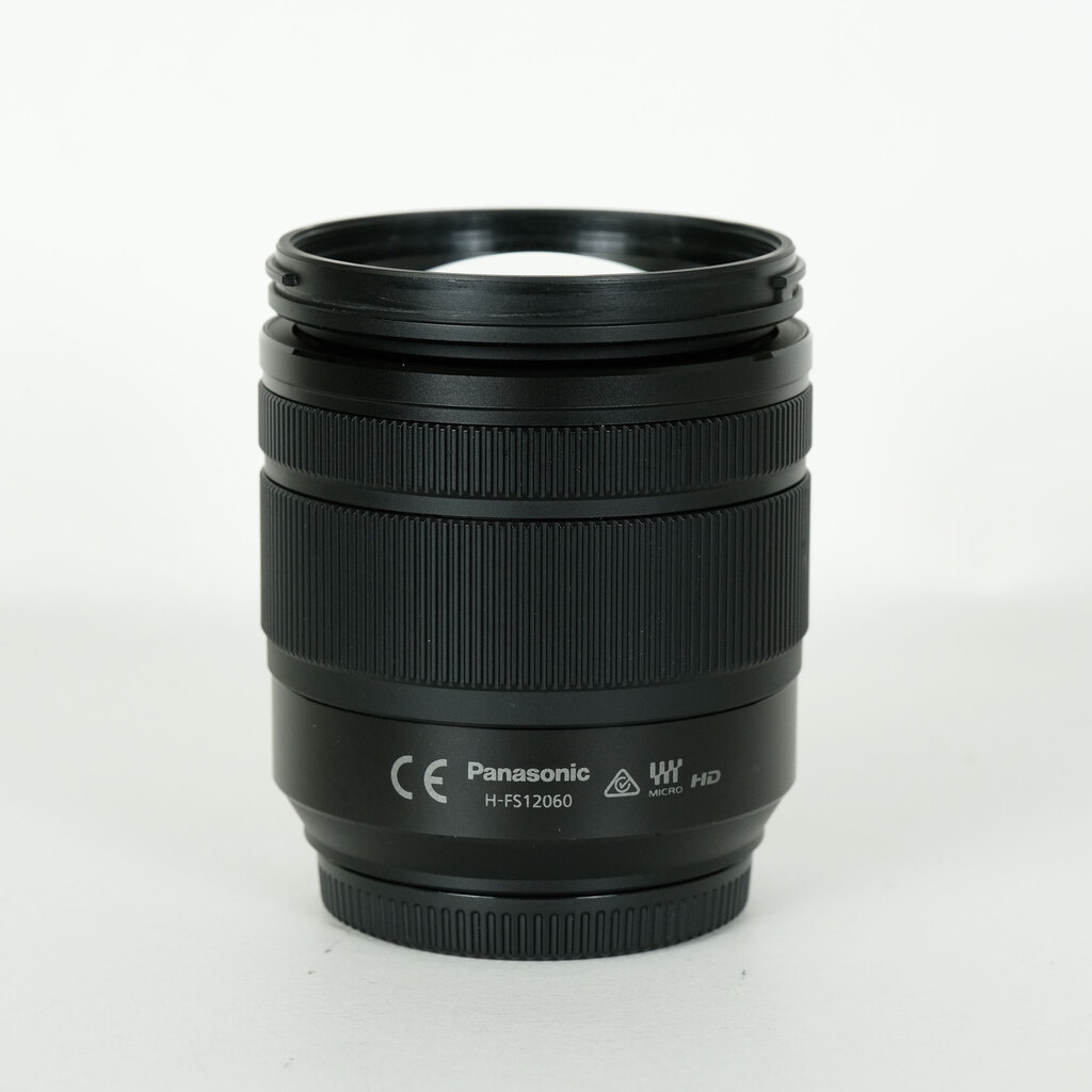 Panasonic LUMIX G VARIO 12-60mm / F3.5-5.6 ASPH. / POWER O.I.S.