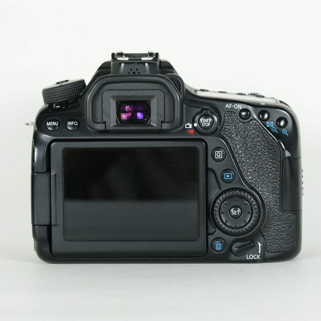 Canon EOS 80D Canon EOS 80D