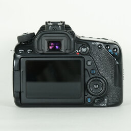 Canon EOS 80D Canon EOS 80D