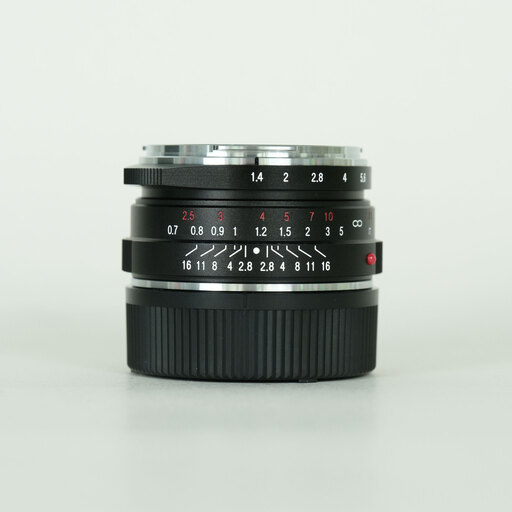コシナ フォクトレンダー NOKTON Classic 35mm F1.4 II MC VM