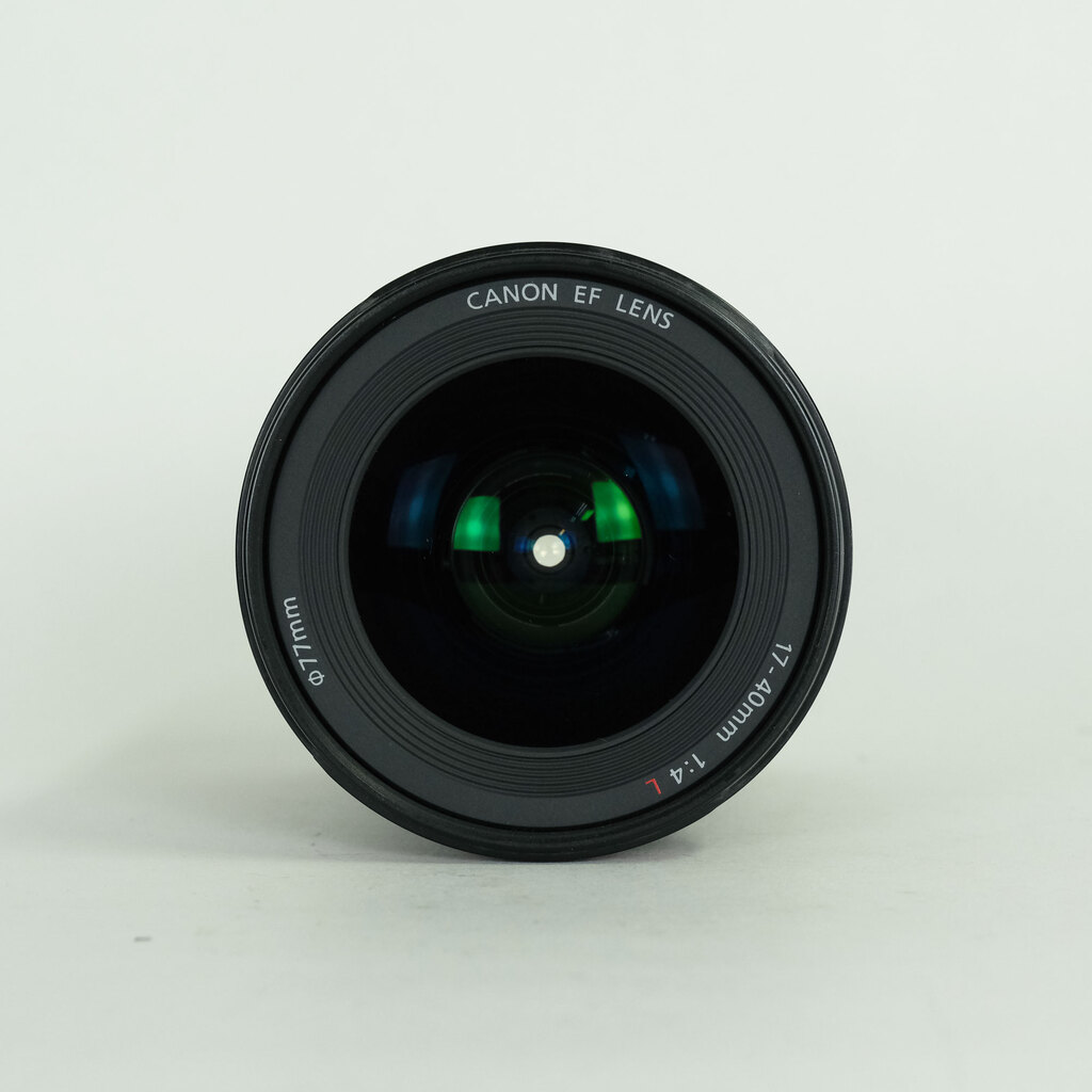 Canon EF17-40mm F4L USM Canon EF17-40mm F4L USM