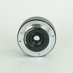 Panasonic LUMIX G VARIO 12-32mm / F3.5-5.6 ASPH. / MEGA O.I.S. Panasonic LUMIX G VARIO 12-32mm / F3.5-5.6 ASPH. / MEGA O.I.S.