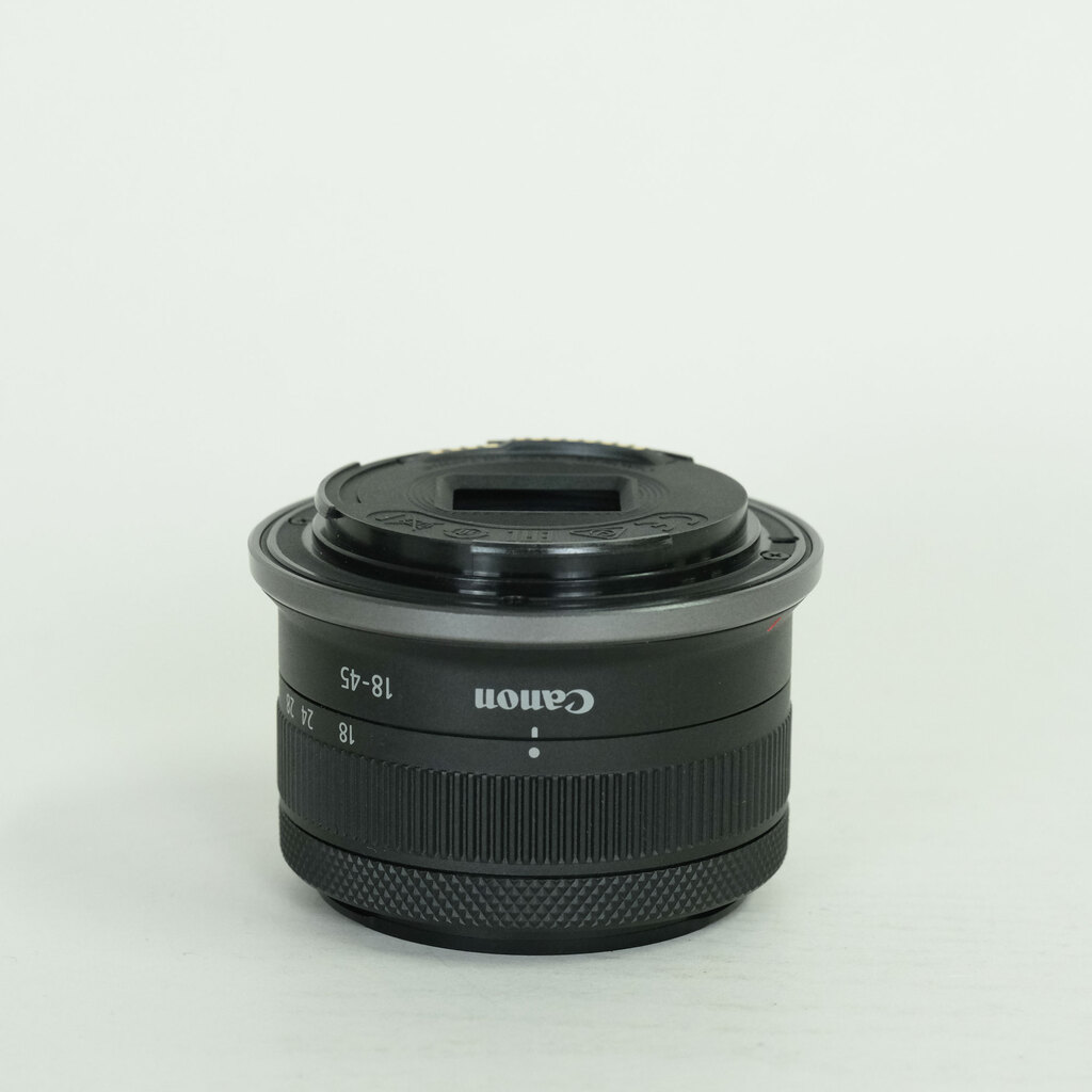 Canon RF-S 18-45mm F4.5-6.3 IS STM