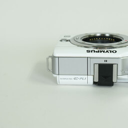 OLYMPUS PEN Lite E-PL1 ボディ ホワイト OLYMPUS PEN Lite E-PL1 ボディ ホワイト