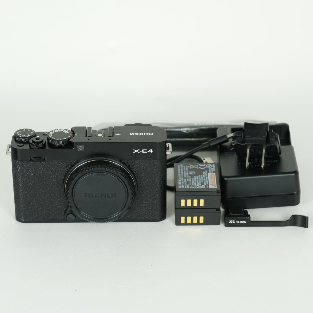 FUJIFILM X-E4 [�{�f�B �u���b�N]