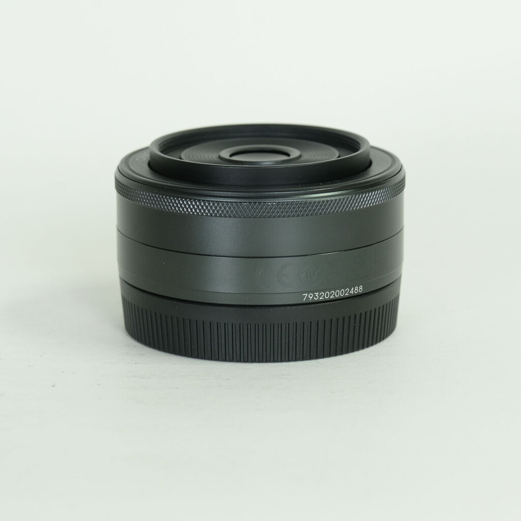 Canon EF-M22mm F2 STM