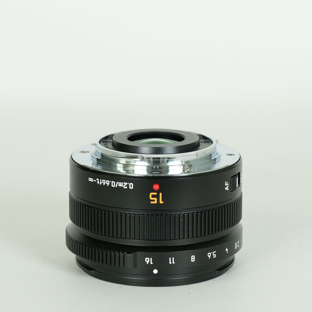 Panasonic LEICA DG SUMMILUX 15mm F1.7 ASPH. Panasonic LEICA DG SUMMILUX 15mm F1.7 ASPH.