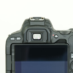 Canon EOS Kiss X9