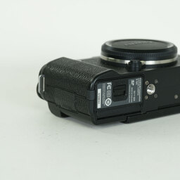 FUJIFILM X-M1 ボディ ブラック FUJIFILM X-M1 ボディ ブラック