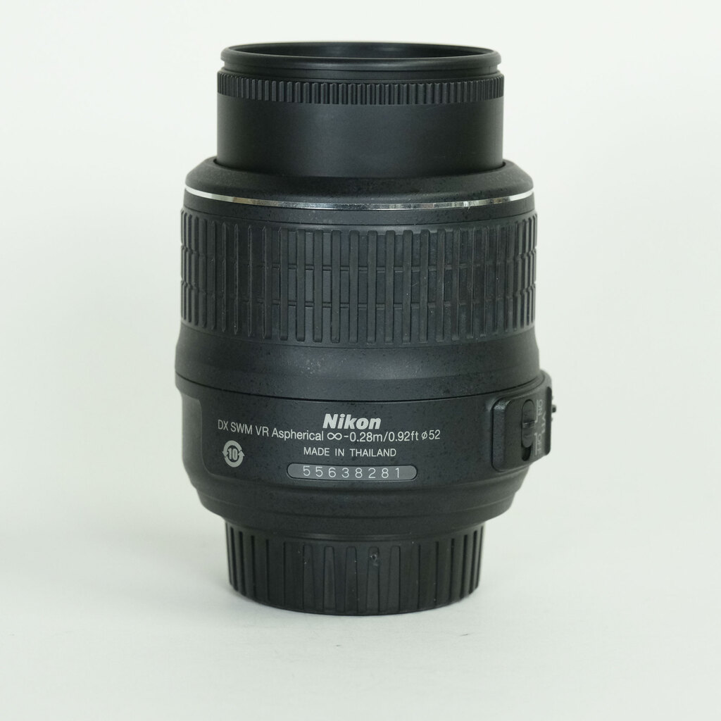 Nikon AF-S DX NIKKOR 18-55mm F3.5-5.6 G VR