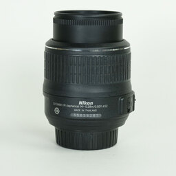 Nikon AF-S DX NIKKOR 18-55mm F3.5-5.6 G VR