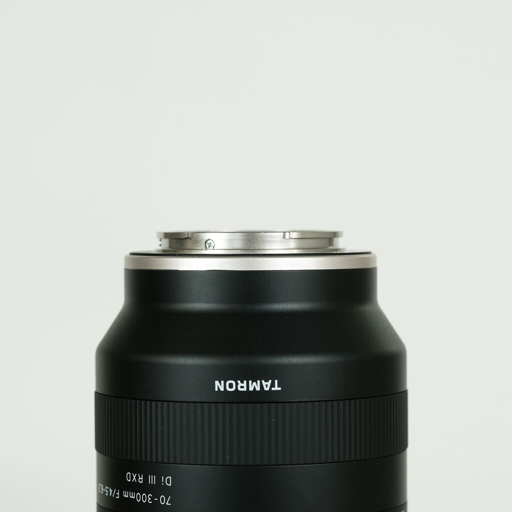 TAMRON 70-300mm F/4.5-6.3 Di III RXD (Model A047) [ソニーE用]