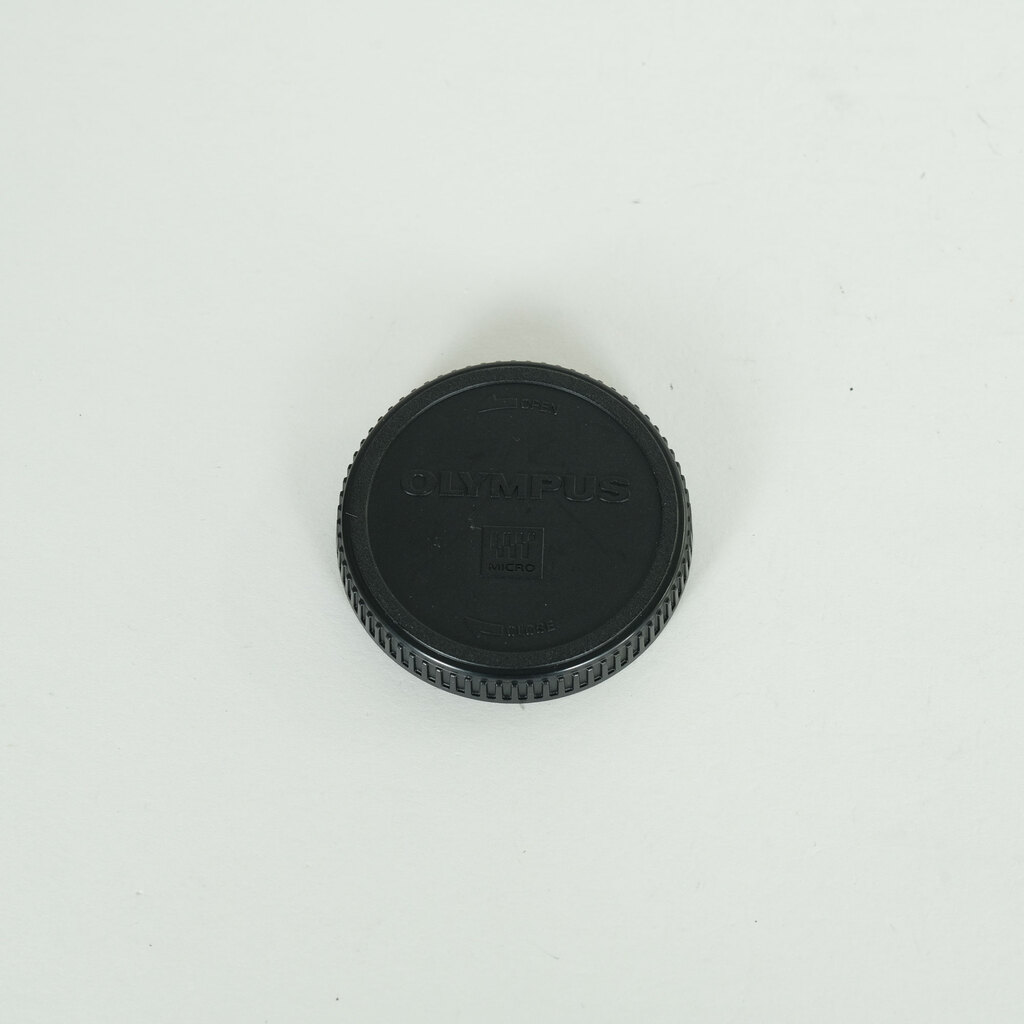 OLYMPUS M.ZUIKO DIGITAL ED 12-40mm F2.8 PRO OLYMPUS M.ZUIKO DIGITAL ED 12-40mm F2.8 PRO