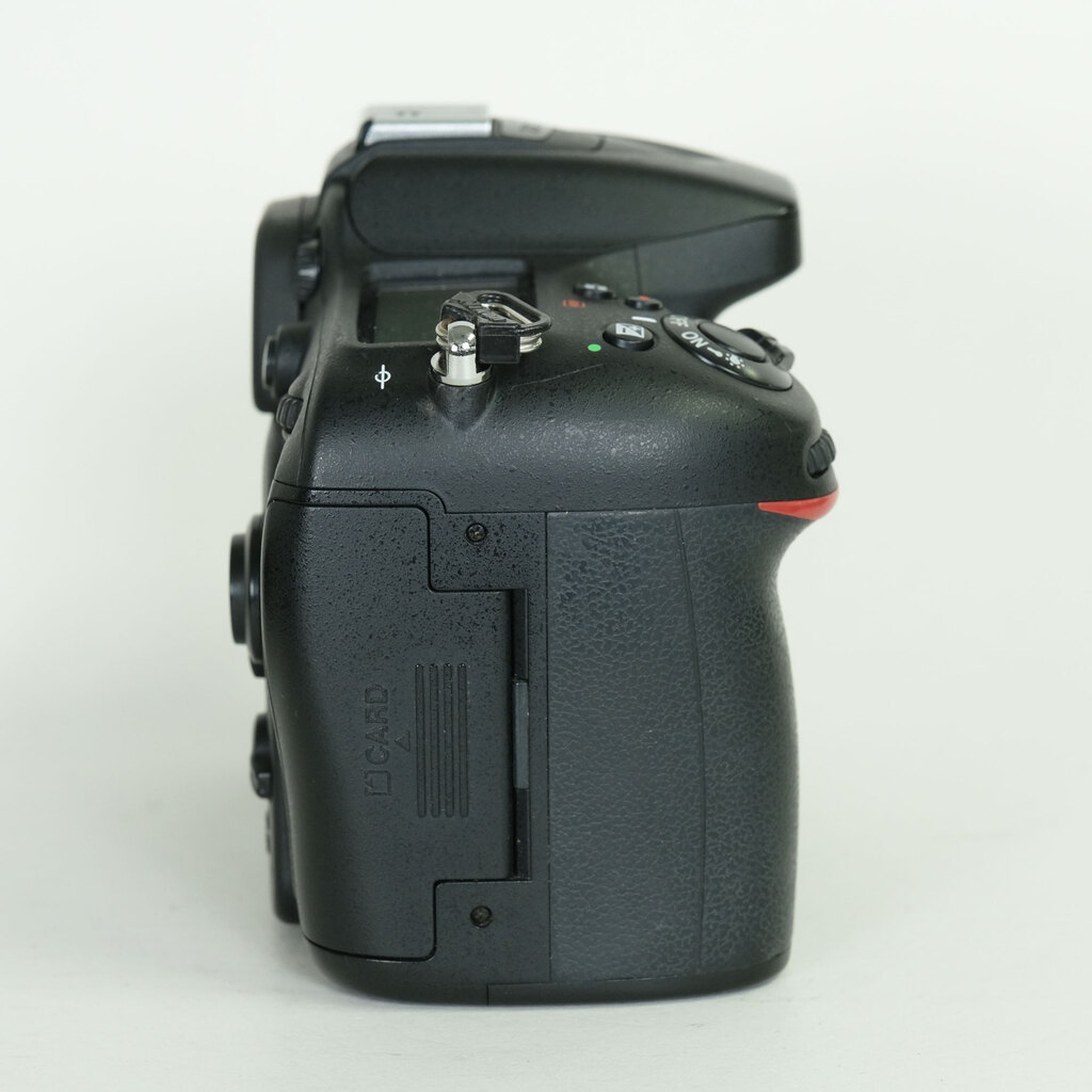 Nikon D7100