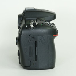 Nikon D7100
