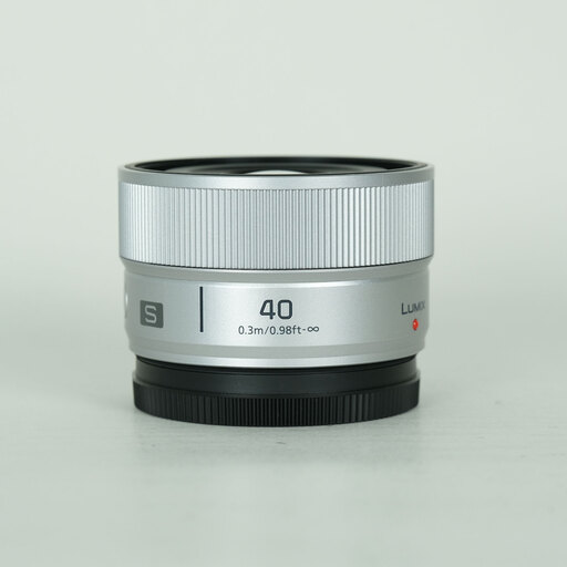 Panasonic LUMIX S 40mm F2 レビュー｜軽量コンパクトで防塵防滴