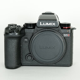 Panasonic LUMIX S5II DC-S5M2