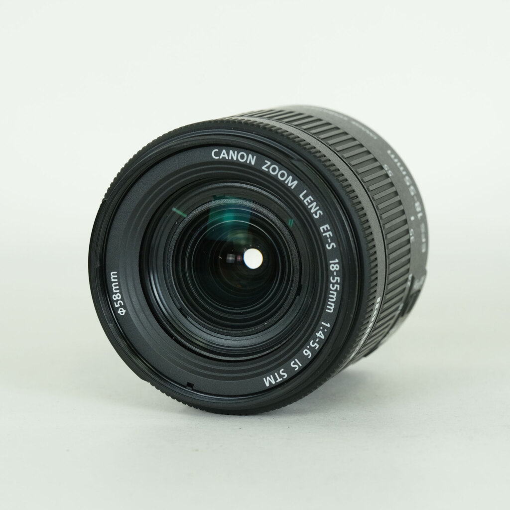 Canon EF-S18-55mm F4-5.6 IS STM
