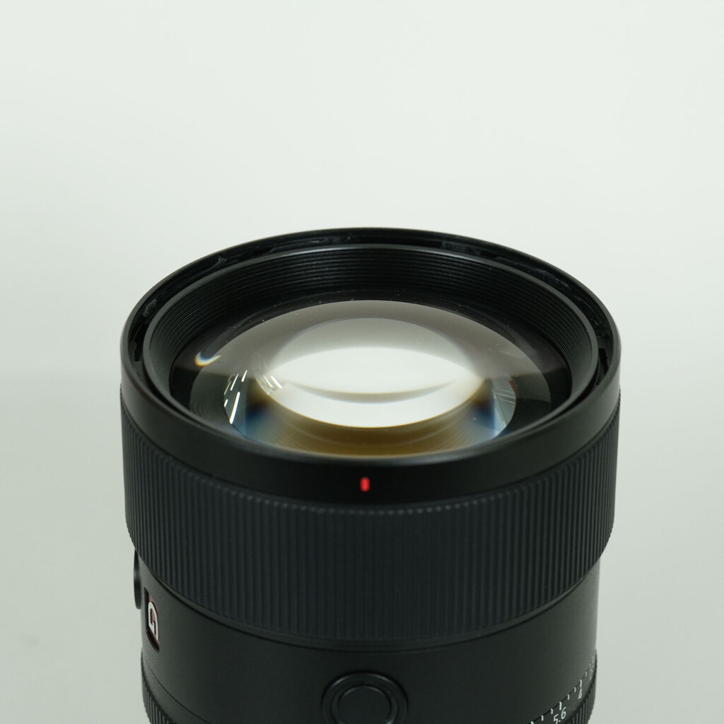 SONY FE 135mm F1.8 GM SEL135F18GMの出品 | ONE SCENE（ワンシーン）