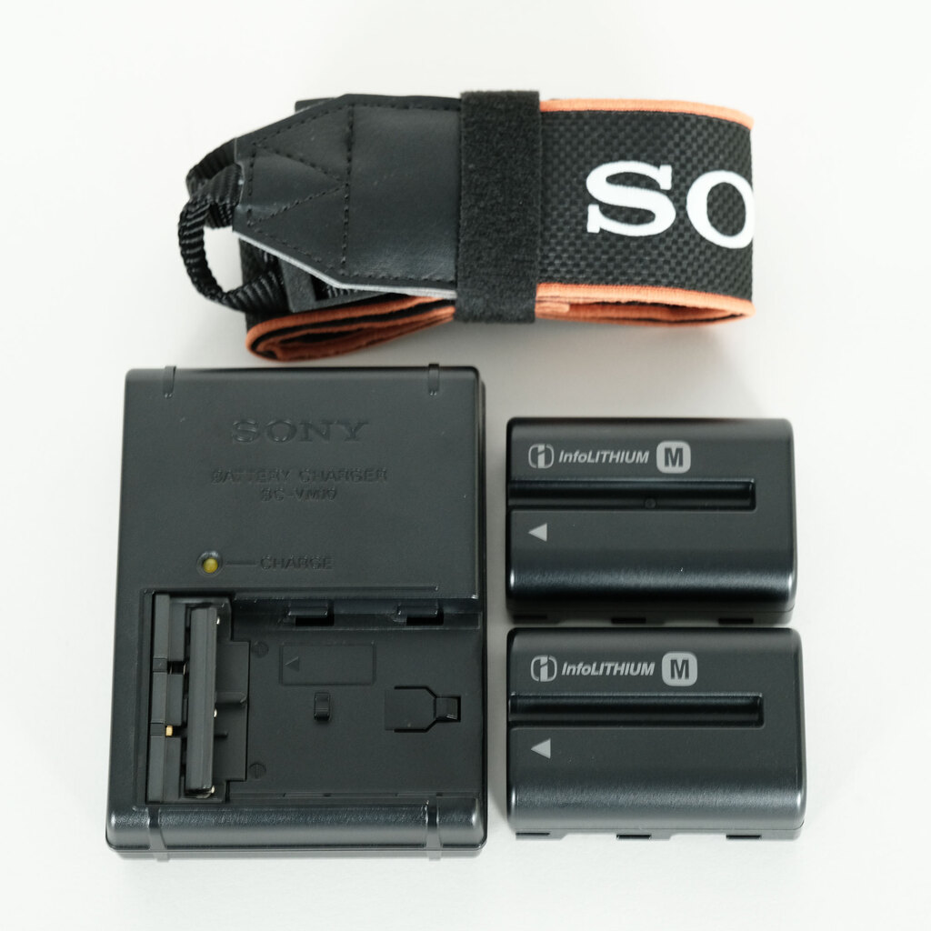 SONY α77IIボディ ILCA-77M2