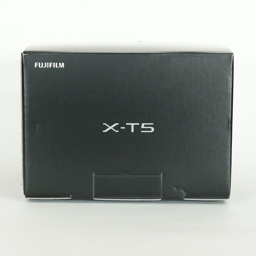 FUJIFILM X-T5