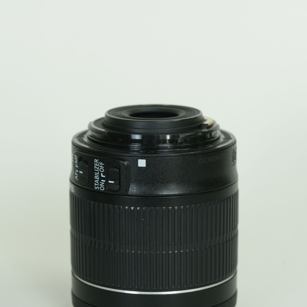Canon EF-S18-55mm F3.5-5.6 IS STM